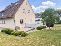 Hauptbild Großzügige 2,5 ZW mit extra Hobbyraum und Garage uvm. in Aichtal-Neuenhaus